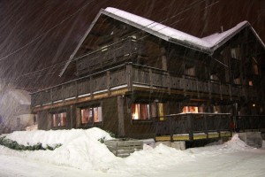 Chalet Chapelle Exterior 1